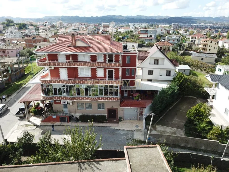 Tirane, shes ambjent biznesi Kati 4, 1.167 m² 699.000 € 