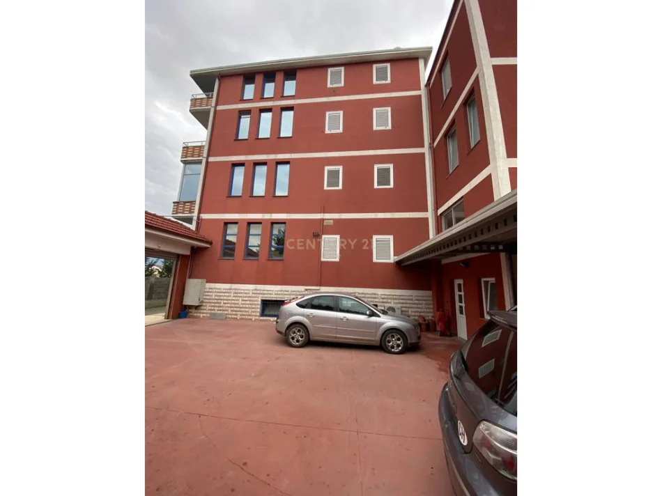 Tirane, shes ambjent biznesi Kati 4, 1.167 m² 699.000 € 