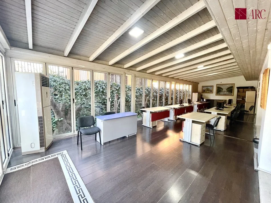 Tirane, shitet ambjent biznesi Kati 0, 216 m² 600.000 € (Ambasada Amerikane)