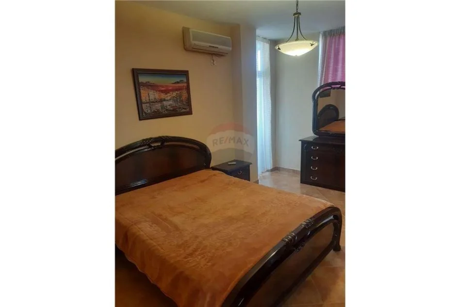 Tirane, jepet me qera apartament 2+1 , 108 m² 600 € (bulevardi Zogu i Pare)