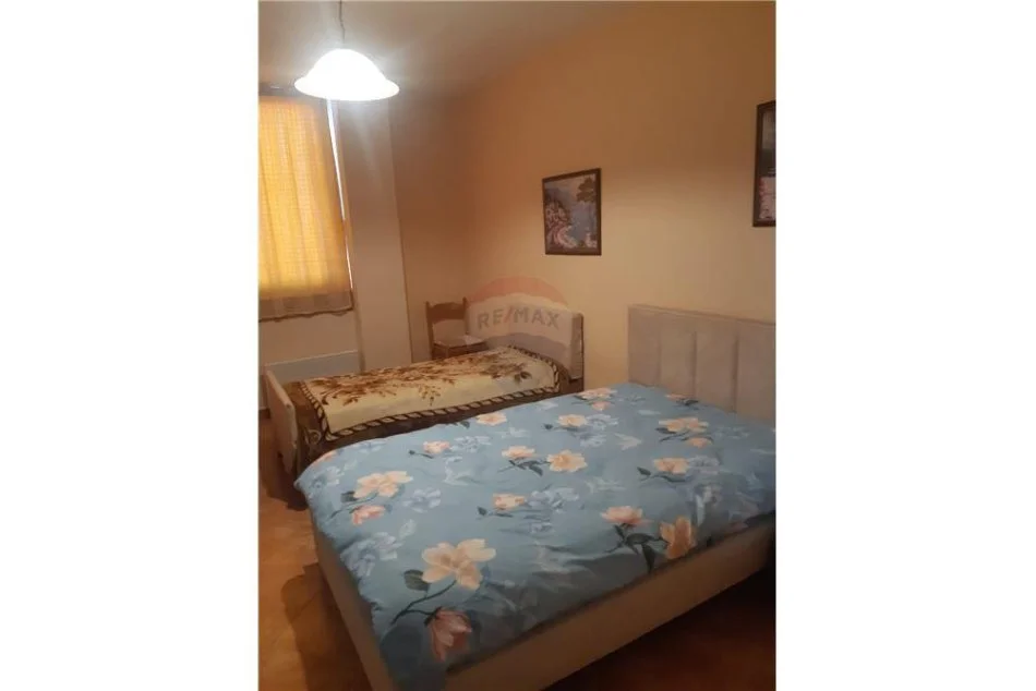 Tirane, jepet me qera apartament 2+1 , 108 m² 600 € (bulevardi Zogu i Pare)
