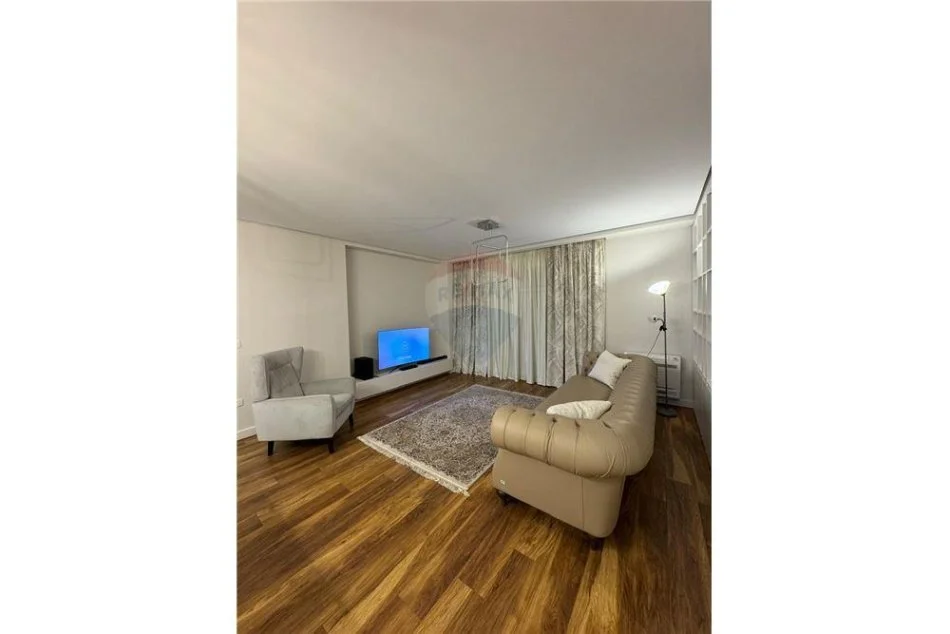 Tirane, jepet me qera apartament Kati 10, 137 m² 2.500 € 