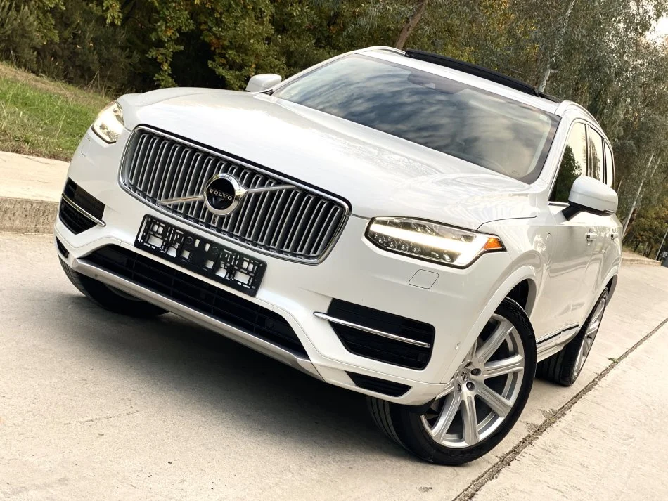 Tirane, shes makine Volvo Xc90 Hybrid Benzin, e bardhë automatik Klima 190.000 km