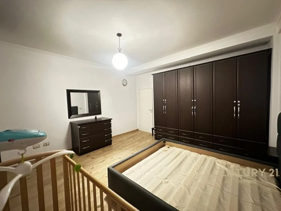 Tirane, shitet apartament 2+1 Kati 1, 165 m² 167.500 € (Kodra Diellit)