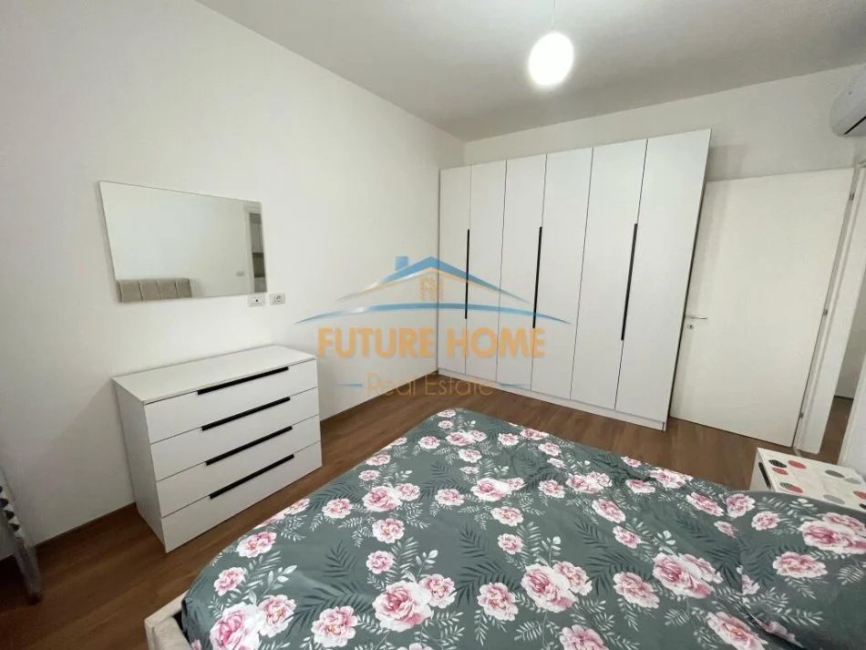 Tirane, jepet me qera apartament 1+1+Ballkon Kati 6, 78 m² 550 € (Panorama)