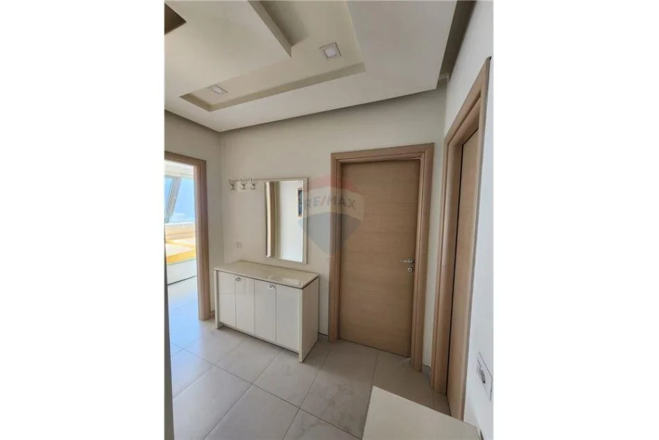 Tirane, shitet apartament Kati 6, 104 m² 157.000 € 