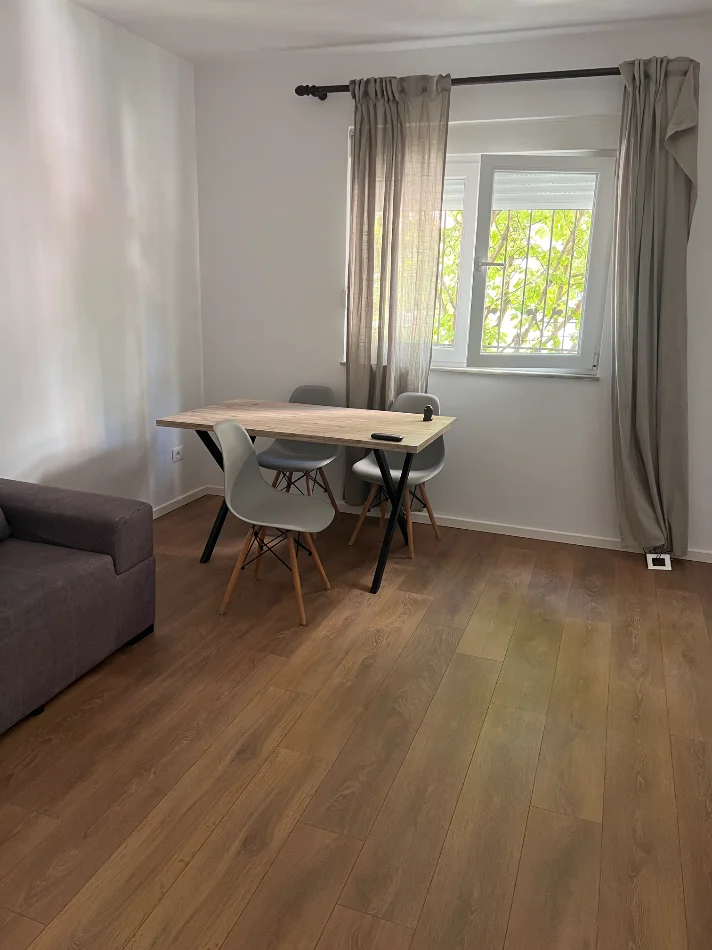 Tirane, shes apartament Kati 2, 1+1-laprake (KMY)