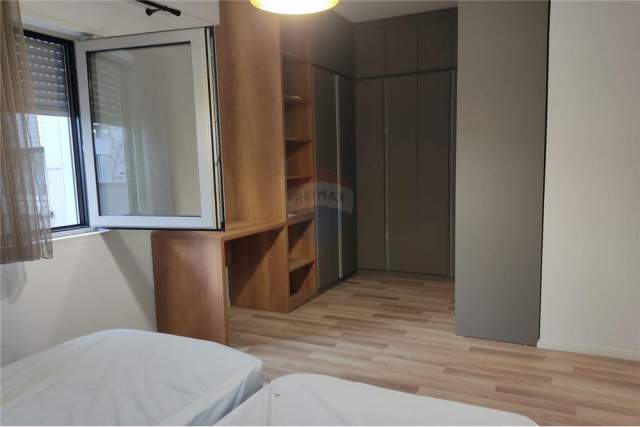 Tirane, jepet me qera apartament 1+1+BLK Kati 5, 78 m² 580 Euro