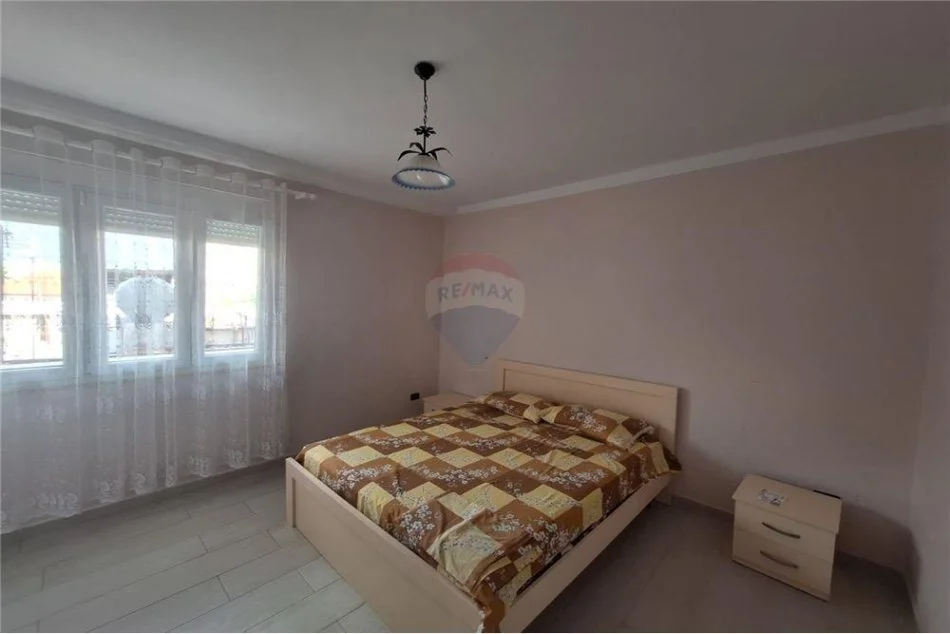 Tirane, jepet me qera apartament Kati 2, 88 m² 400 € 