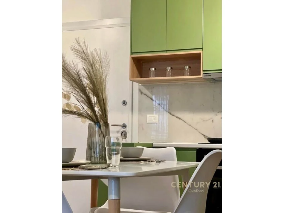 Tirane, jepet me qera apartament 1+1+Ballkon Kati 3, 80 m² 600 € 