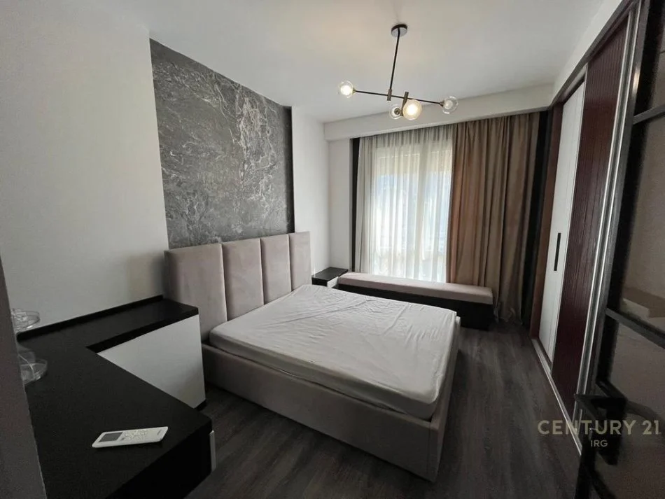 Tirane, jepet me qera apartament 1+1 Kati 3, 74 m² 600 € 
