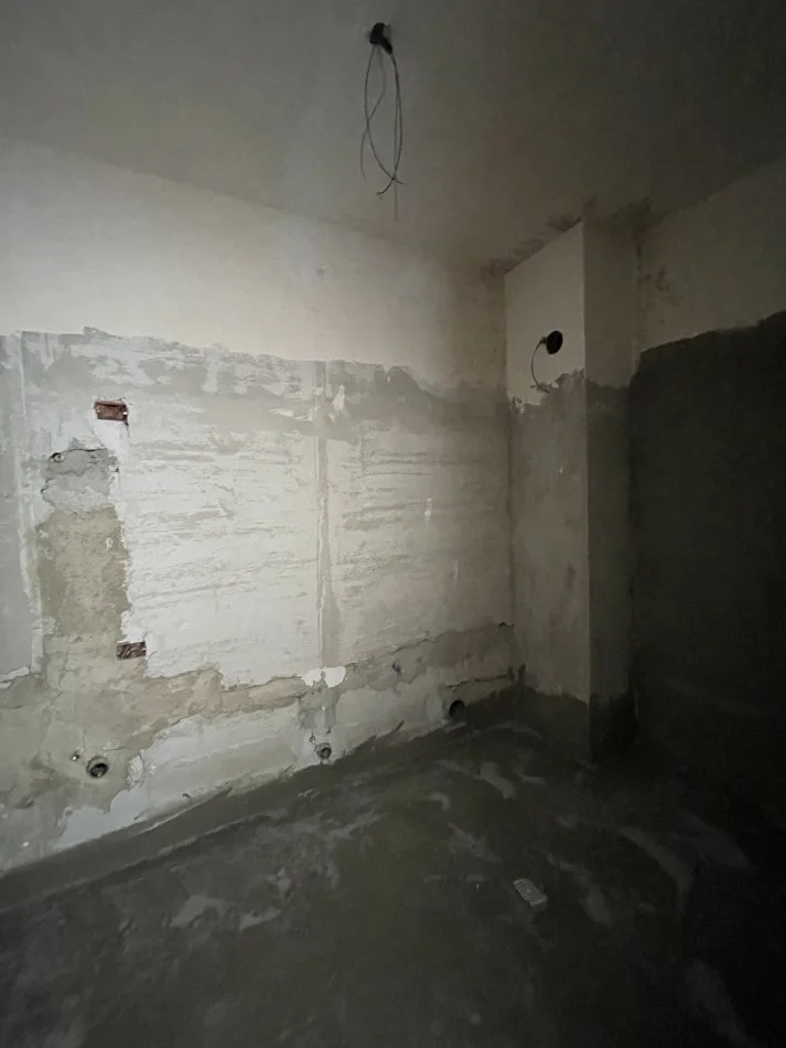 Tirane, shitet apartament 1+1+Ballkon Kati 4, 58 m² 74.000 € (Shkoze)