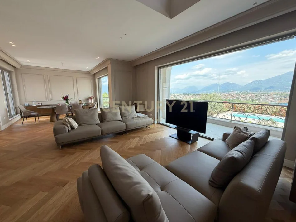 Tirane, jepet me qera Vile 3 Katshe Kati 3, 1.600 m² 10.000 € 