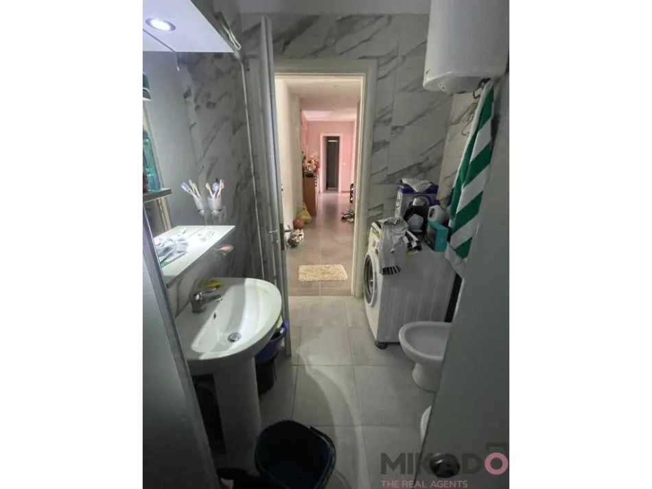 Durres, shitet apartament 3+1+Ballkon Kati 0, 105 m² 220.000 € (Kompleksi Lura)