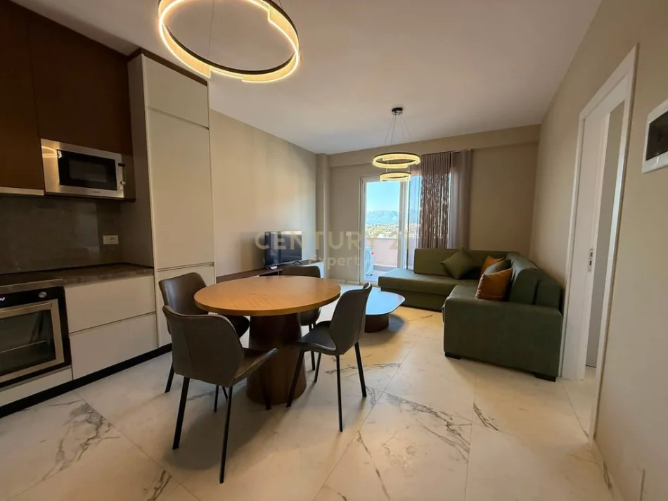 Tirane, jepet me qera apartament 1+1 Kati 8, 62 m² 550 € (Kompleksi Aura)