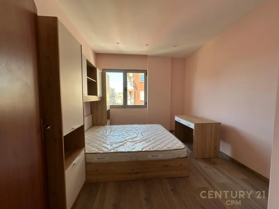 Tirane, jepet me qera apartament 3+1+Aneks+Ballkon Kati 6, 155 m² 1.400 € (Gjimnazi Ismail Qemali)
