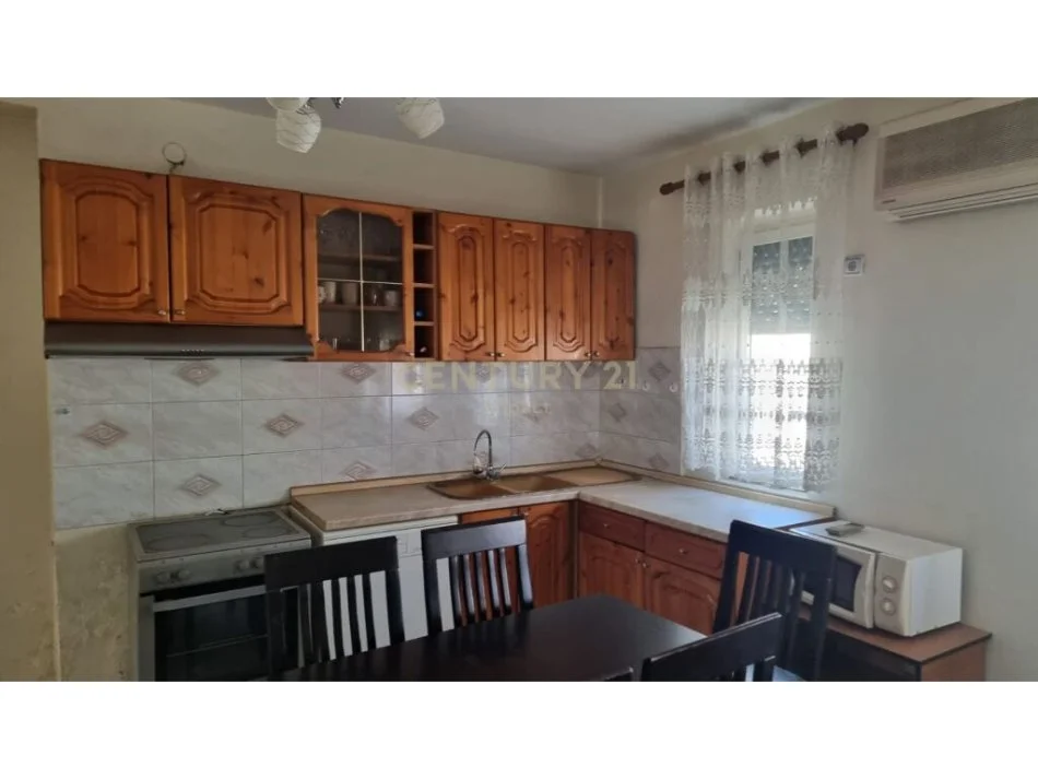 Tirane, shitet apartament 2+1 Kati 5, 82 m² 123.000 € (Rruga Bardhyl)