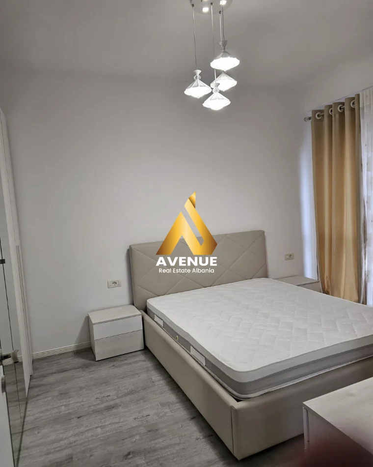 Tirane, jepet me qera apartament 2+1 Kati 3, 78 m² 700 € (Rruga 5 Maji)