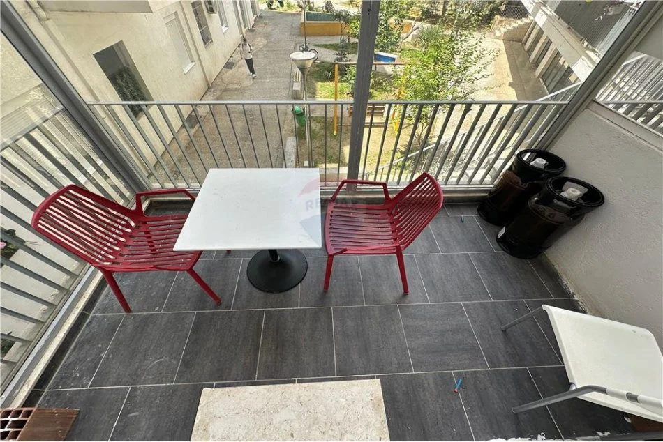 Tirane, jepet me qera apartament Kati 3, 71 m² 300 € 