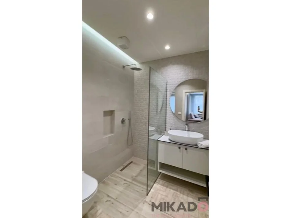 Tirane, shitet apartament 1+1 Kati 3, 60 m² (Sheshi wilson)