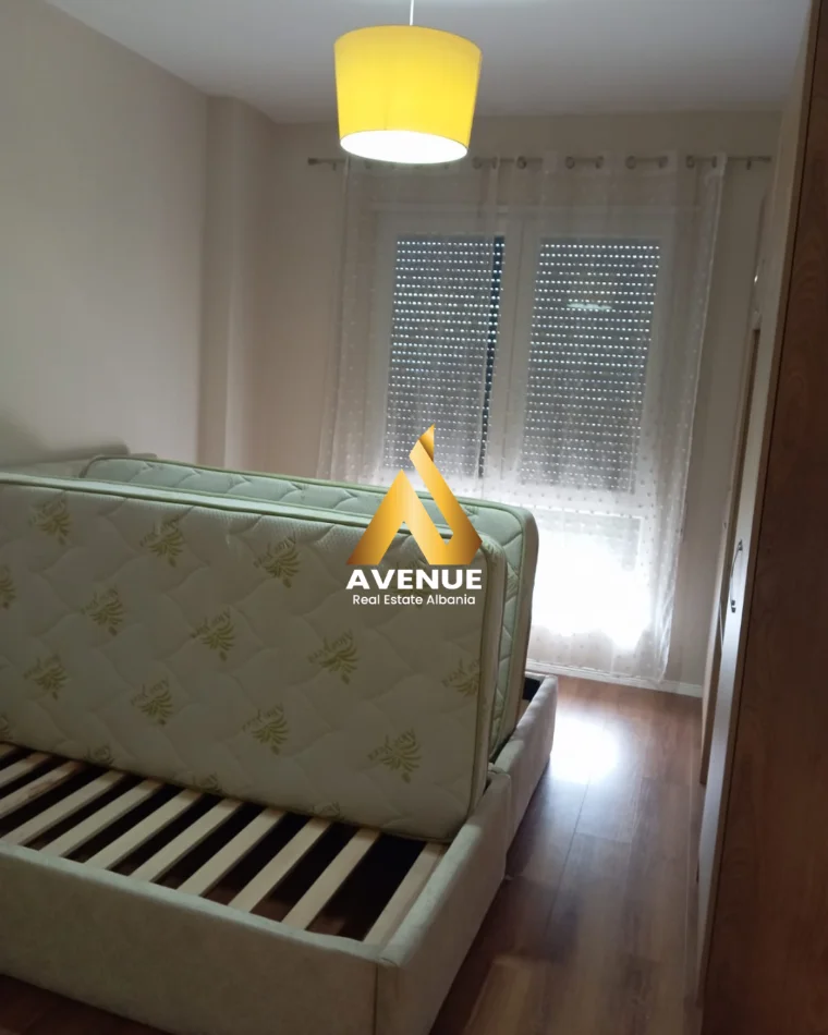 Tirane, jepet me qera apartament 2+1 Kati 6, 100 m² (5 Maji)