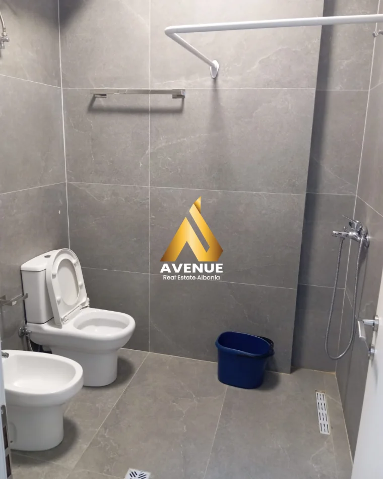 Tirane, jepet me qera apartament 2+1 Kati 6, 100 m² (5 Maji)