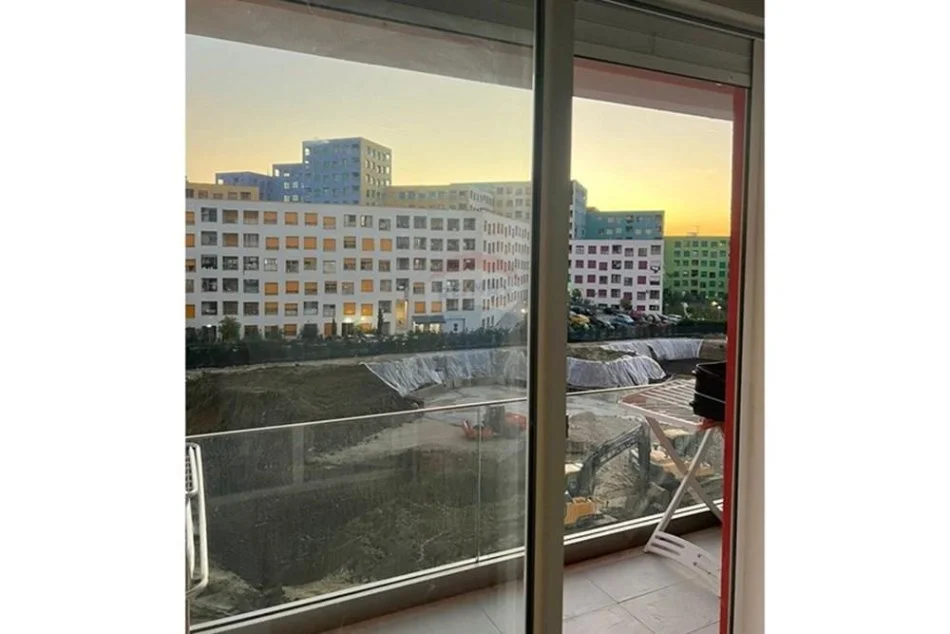 Tirane, shitet apartament 1+1+Aneks+Ballkon Kati 3, 68 m² 82.000 € (Ali Demi,)