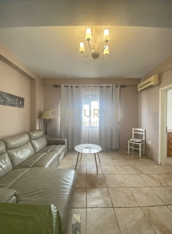 Tirane, jepet me qera apartament 3+1+Aneks+Ballkon Kati 6, 100 m² 700 € (Rruga Mine Peza)