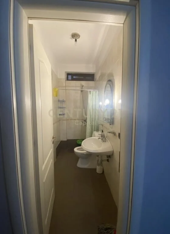 Tirane, jepet me qera apartament 3+1+Aneks+Ballkon Kati 6, 100 m² 700 € (Rruga Mine Peza)