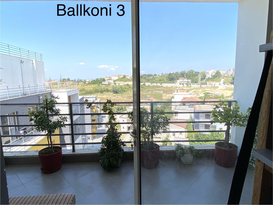 Tirane, jepet me qera apartament 2+1+Aneks+Ballkon Kati 4, 110 m² 400 € (Rruga Aleksander Konda)