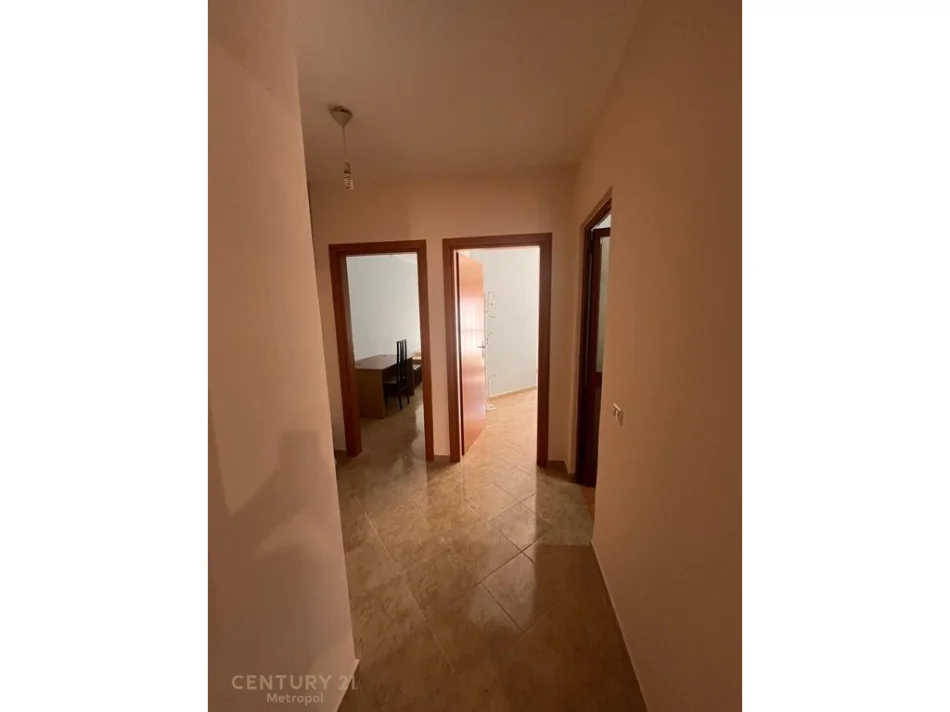 Tirane, shes apartament 2+1 Kati 2, 110 m² 144.000 € (Yzberisht)