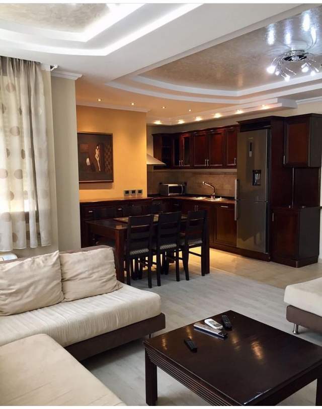 Tirane, jepet me qera apartament 3+1+BLK Kati 7, 105 m² 700 Euro (Bllok)