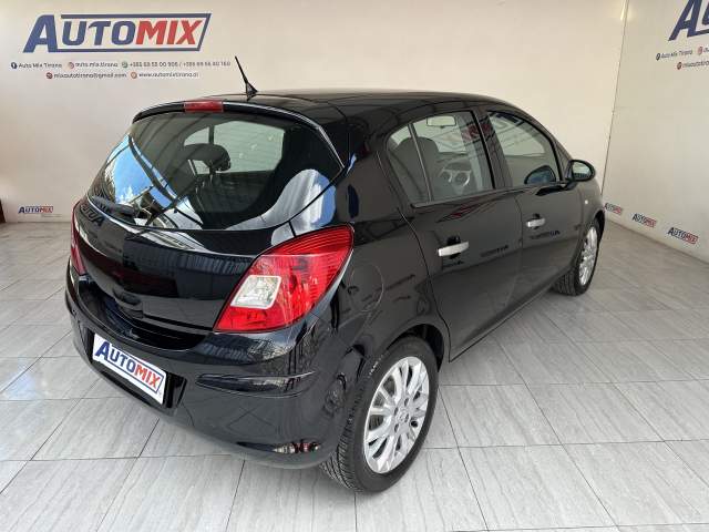 Tirane, shes makine Opel corsa Viti 2009, 4.700 Euro