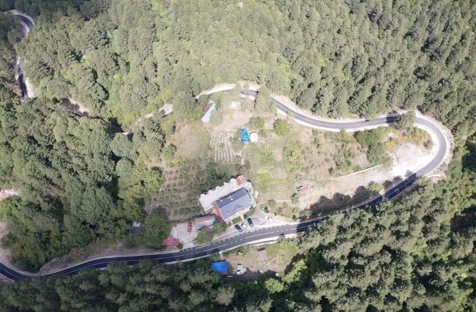 Shqiperi, shitet , 260.000 € 