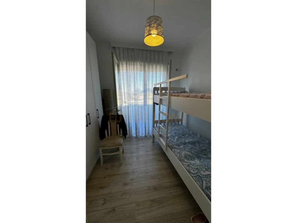 Tirane, shitet apartament 2+1+Ballkon Kati 6, 111 m² 195.000 € (Karl Gega)