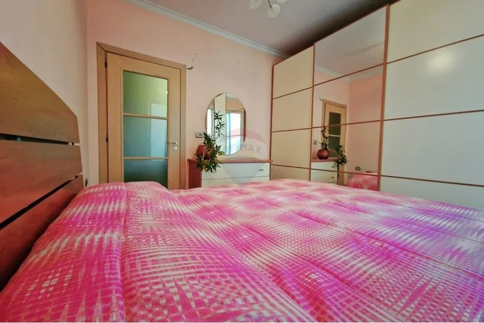 Tirane, jepet me qera apartament 2+1 Kati 4, 450 m² 451 € (Treni-Dispanceria)