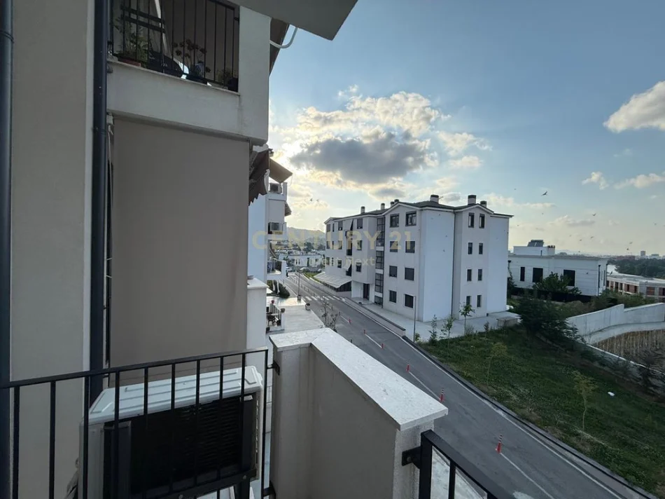 Tirane, shes apartament 2+1+Aneks+Ballkon Kati 2, 124 m² 315.000 € (Vet Hospital)
