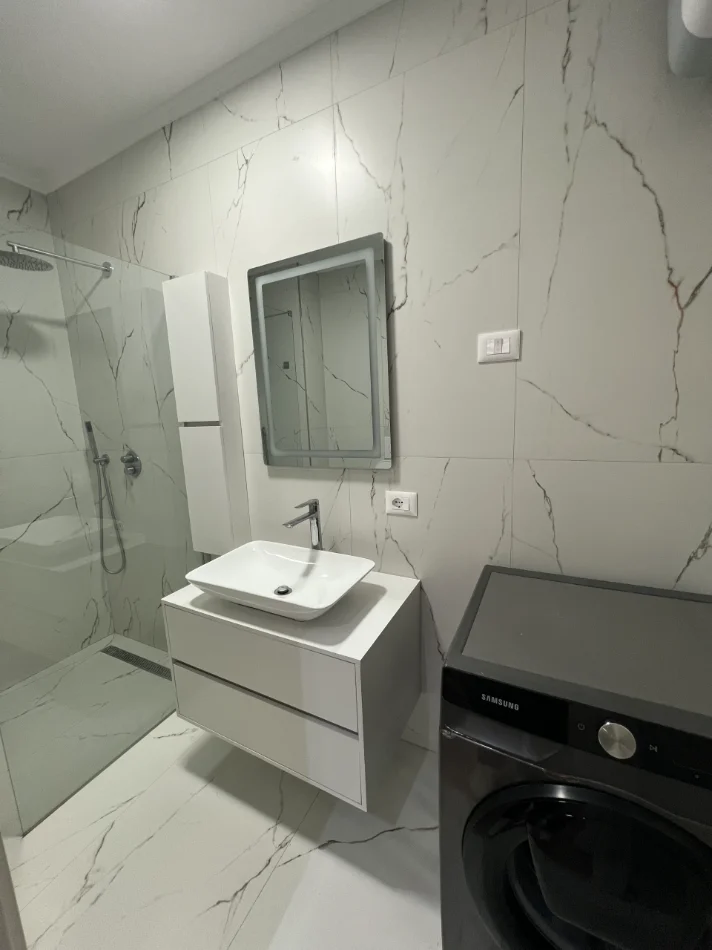 Durres, shitet apartament 2+1 Kati 4, 92 m² (Vala Park)