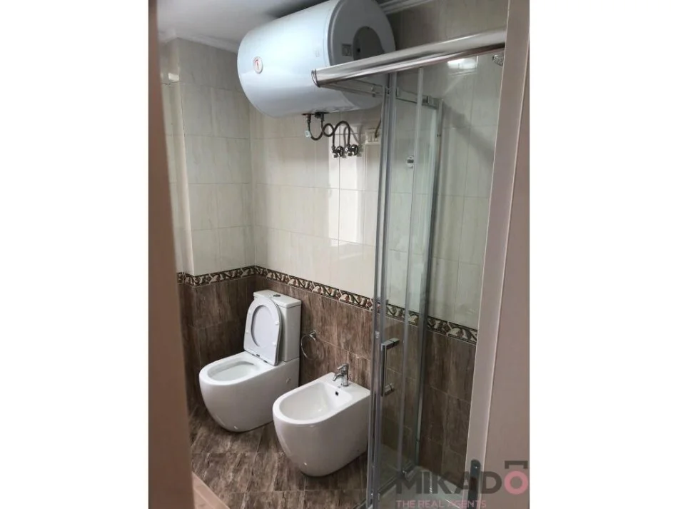 Tirane, shitet 2+1 Kati 2, 99 m² 220.000 € 