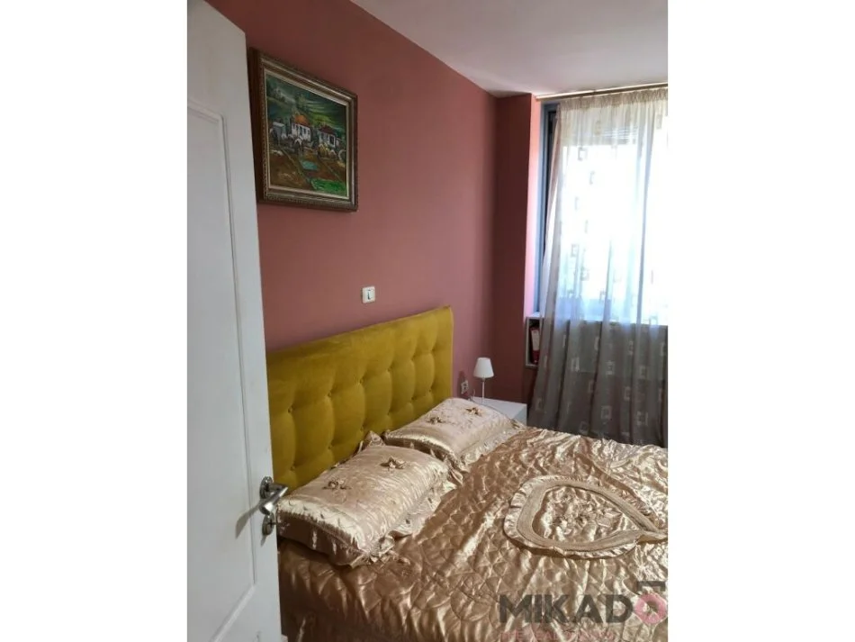 Tirane, jepet me qera apartament 2+1 Kati 5, 108 m² 1.000 € (Toptani)
