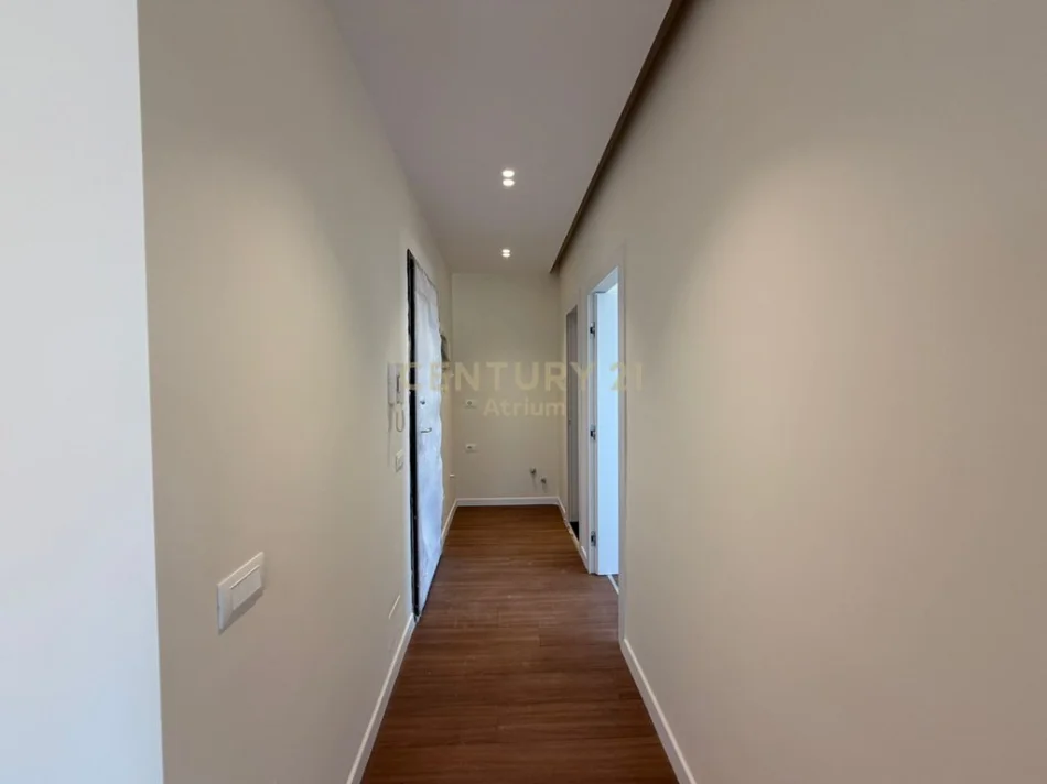 Tirane, shes apartament 3+1 Kati 6, 79 m² 235.000 € (Materniteti i Ri)