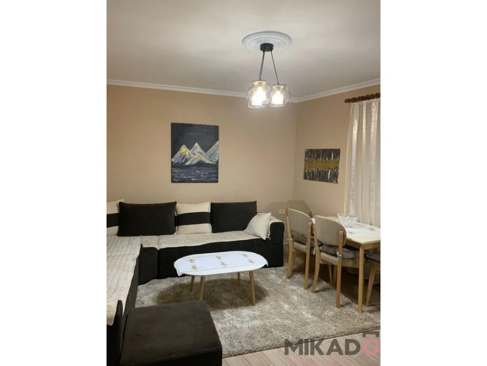 Tirane, jepet me qera 2+1 Kati 4, 72 m² 450 € (Tregu elektrik)