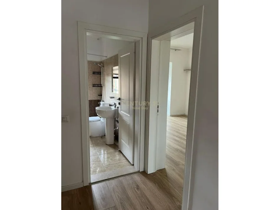 Tirane, shes apartament 1+1+Aneks+Ballkon Kati 5, 69 m² 160.000 € 