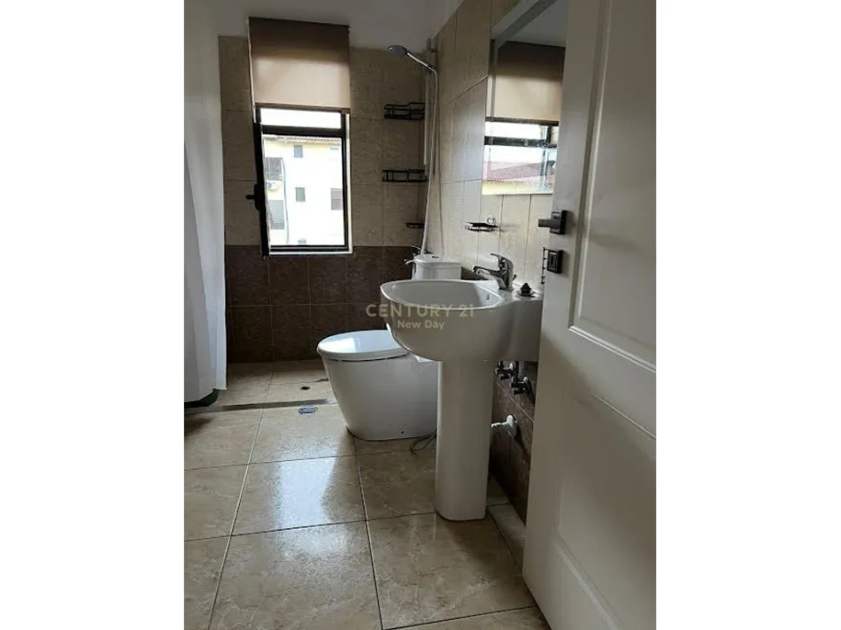 Tirane, shes apartament 1+1+Aneks+Ballkon Kati 5, 69 m² 160.000 € 