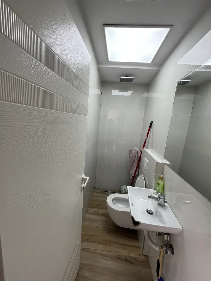 Tirane, shitet apartament 1+1+Ballkon Kati 1, 33 m² 80.000 € (Rruga Eduard Mano)