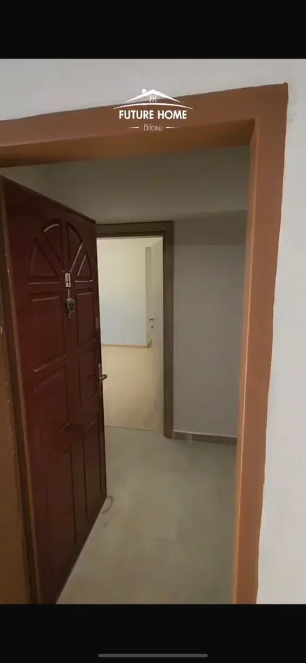 Tirane, jepet me qera ambjent biznesi Kati 3, 54 m² 550 € (Ish-Blloku Tirane)