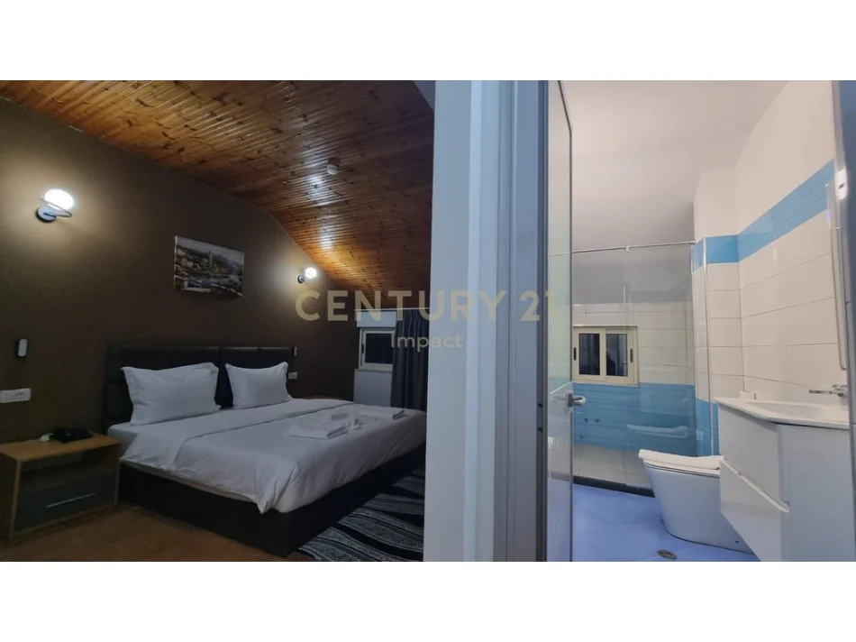 Tirane, jepet me qera hotel , 650 m² 5.000 € 