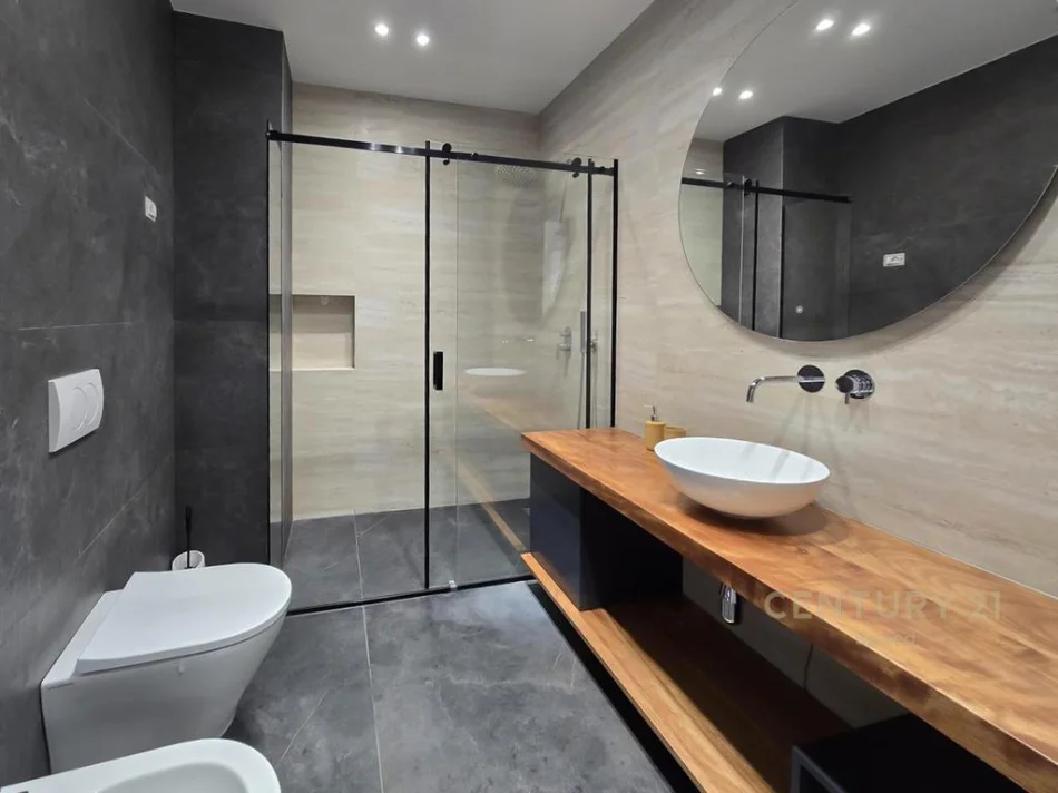 Tirane, jepet me qera apartament 1+1+Aneks+Ballkon Kati 8, 99 m² 1.300 € (Lake View)