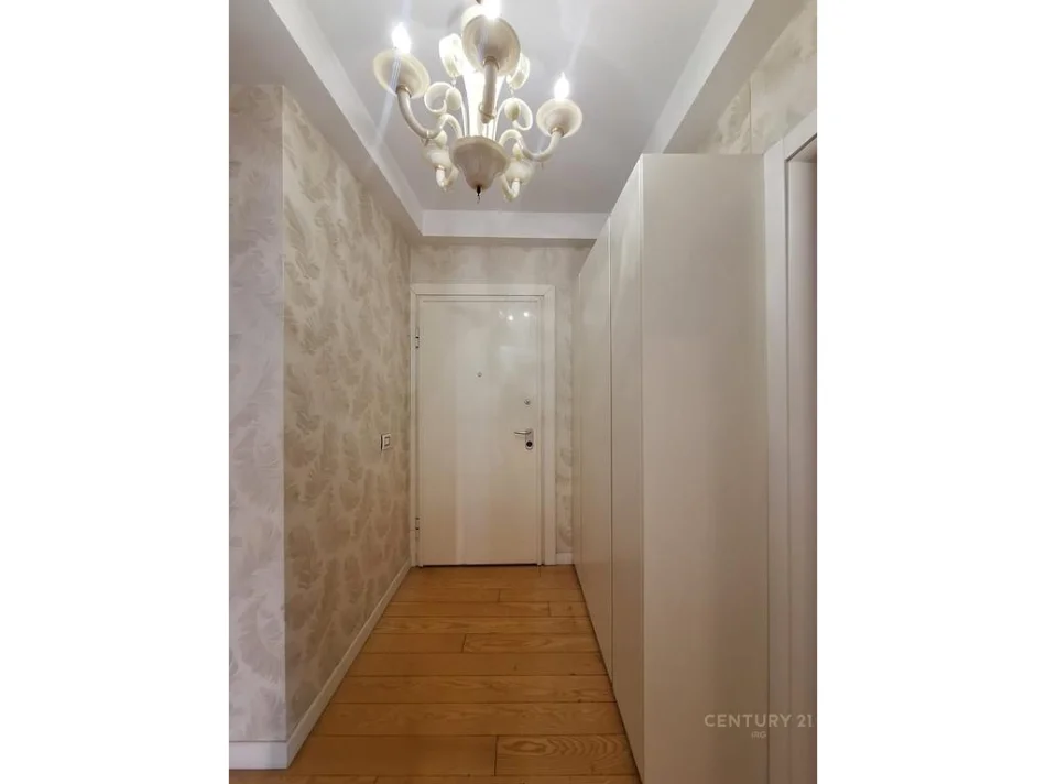 Tirane, jepet me qera apartament 2+1+Aneks+Ballkon Kati 3, 128 m² 1.200 € (Him kolli)