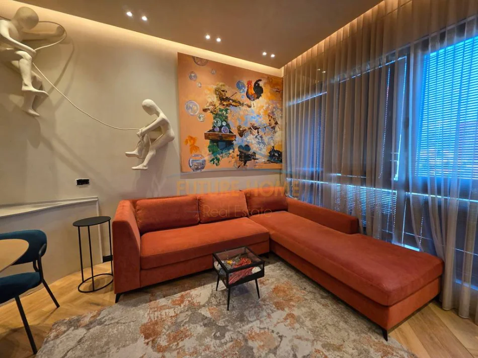 Tirane, jepet me qera apartament 1+1 Kati 6, 65 m² 1.000 € (Komplesi squared 21)